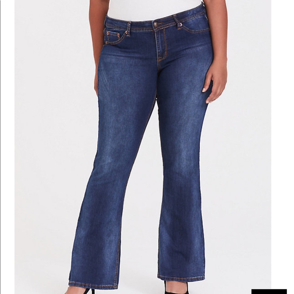 SLIM BOOT JEAN - MEDIUM WASH